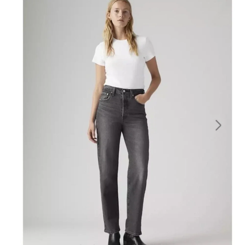 Levi's Ribcage Straight Ankle Jeans Black Wash High Rise Size 24